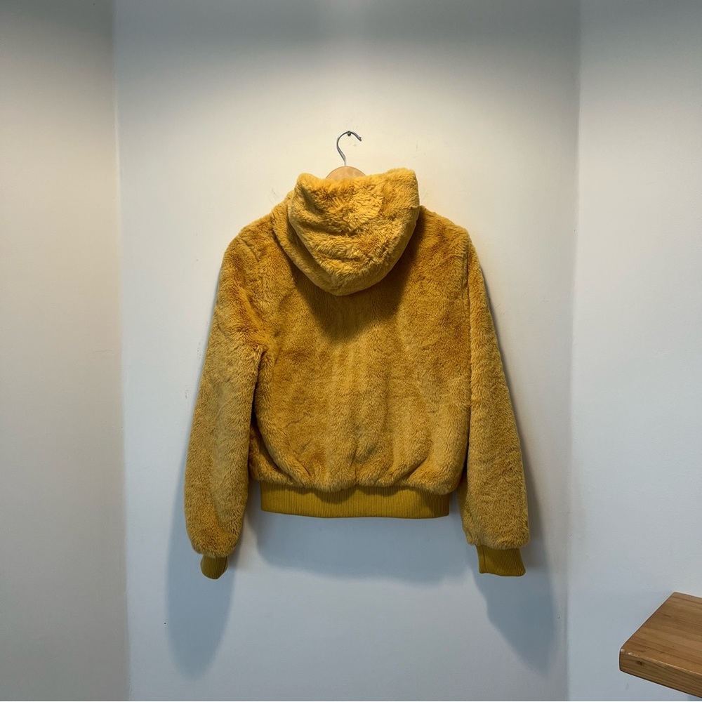 Mustard yellow hoodie, faux fur velour hooded Sherpa jacket NWOT - Picture 3 of 4